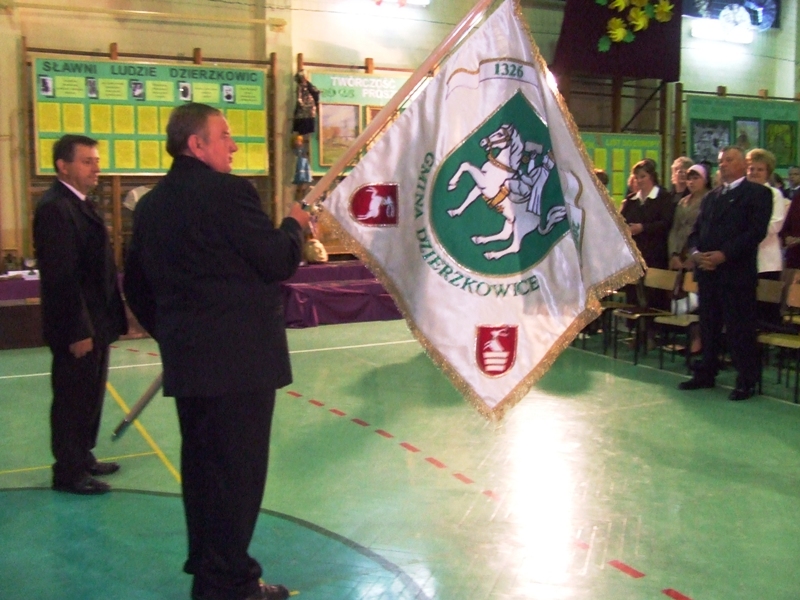 680 - LAT DZIERZKOWIC